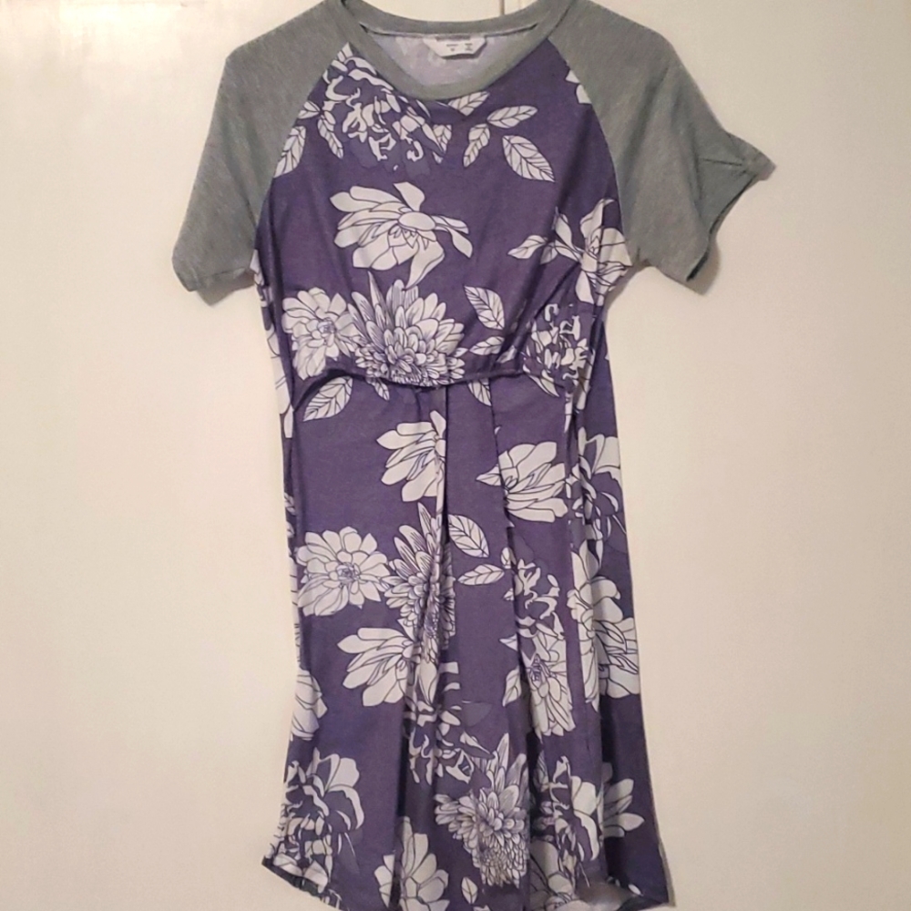 Breastfeeding tshirt dress